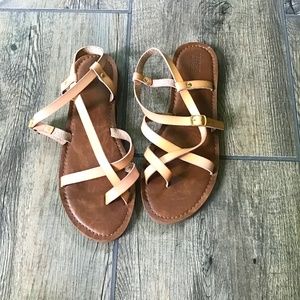 Women’s Strappy Sandler’s SZ 8